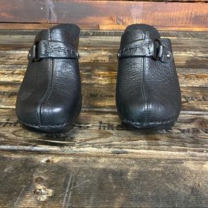 Italian Shoemakers Black Mules